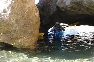 Abbartello kayak Corse, grotte de Vetricella à Propriano