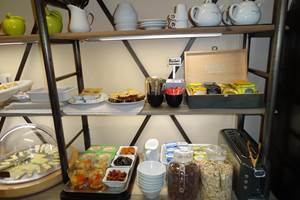 Thé-Lait -Beurre-Céréales-Compotes-Etc...