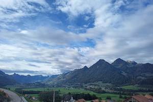 Vue sur la vallée depuis la terrasse du studio