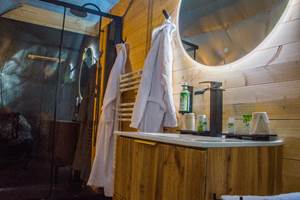 Salle de bain au niveau des Dome
