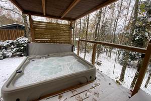 Spa privatif chauffé en hiver à 38°C