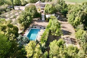 La Serre des Mourgues vue du ciel