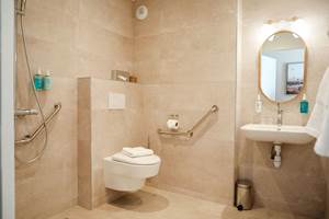 essentielle-douche-rez de chaussée- pmr- arradon-bord de golfe
