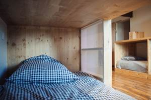 Lit superposé en bois brut fait sur mesure