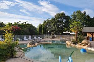 Domaine de la Chapelle en Corrèze, piscine