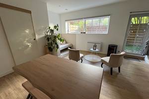 salon-lumineux-gite-le-lijaly-bournezeau-vendee-famille-detente-vacances.jpg