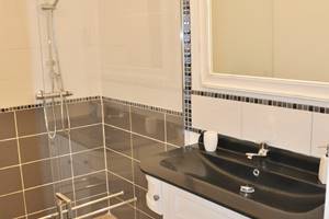 Le Green Camp d'Octavie : la salle de bains N°3