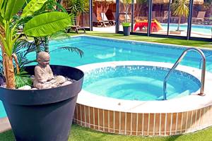 jacuzzi2-web