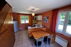 espace repas et cuisine