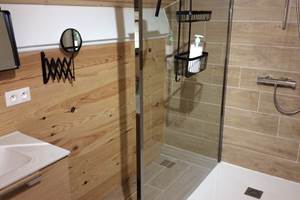 Chambre Cocoon (2 personnes - 2 adultes) salle de bain