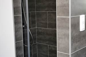 @DenisCloson accès douche depuis la chambre