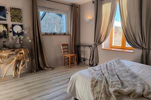 Le Petit Marchand de Sable - La Halte du Pèlerin - Chérier 42