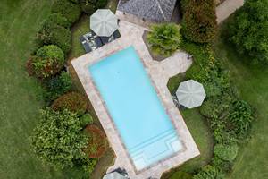 Piscine  principale du Clos Vallis