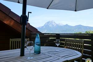 Terrasse avec vue sur le lac