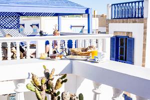 Breakfast on a roof top