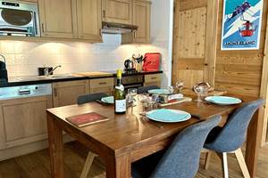 Cuisine totalement équipée (appartement de 65 m2)