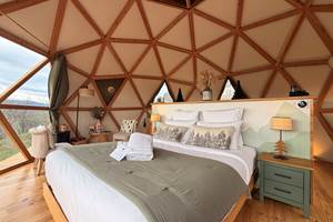 Lit Queen-size avec mémoire de forme