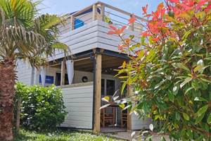 double terrasse au Lodge de Kerescar avec vue panoramique et Jacuzzi privatif