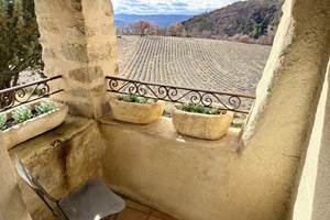 Le balcon de la chambre