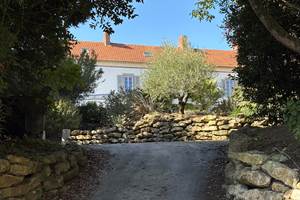 entree-gite-le-lijaly-bournezeau-vendee-campagne-vacances.jpg