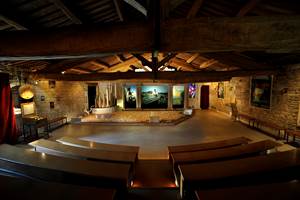 AMPHITHEATRE