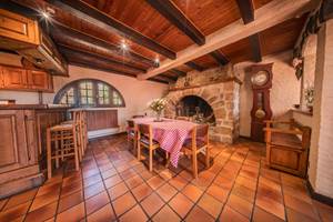 maison-traditionnelle-corrézienne