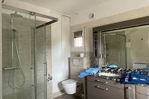 Salle de bain douche et double vasque