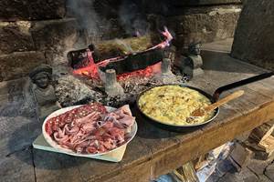 Table d'hôtes Gîtes Moréno Puy-de-Dôme Proche Vulcania Auvergne Sancy Tourisme Location de vacances Ski Montagne Lacs Volcans VTT randonnées