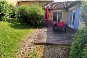 25AA1F32-B958-4CD0-BF2E-0AC01E1CEF11_1_201_a