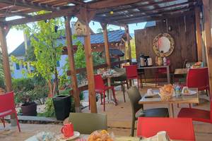 petit déjeuner en terrasse