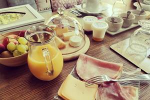 Petit déjeuner dans la véranda