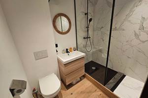 L'ESCAPADE-DE-SAINT-HUBERT-Douche
