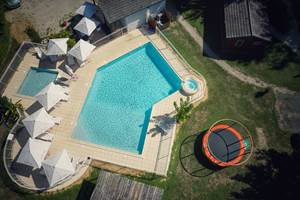 "Le Clos du Moulin", Village de Gîtes en Périgord : gîtes avec piscine