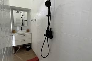 STUDIO DOUCHE 1