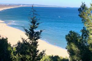 Vue plage de Port Leucate depuis les sentiers du littoral