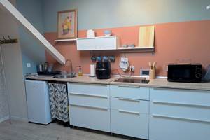 cuisine équipée-16 bis gite hotel-marssac