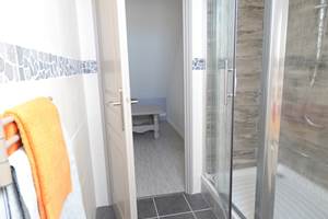 La Bigourd'in, Chambre romance, Salle de bains