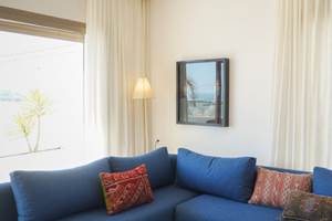 2b8508772b62d2a99ec13b96fb43dcdfd29684944c563bf8e3d3cbdb8517b7b3-5d1b6fd2f6_v0_w1024xh768_rDEF