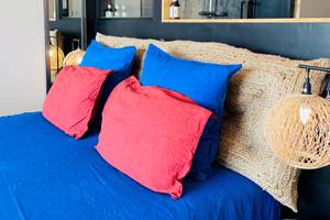 D6C07E3B-29E5-4BBB-9EC2-100552715AE0