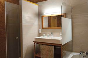 Salle de bains chambre du Parpalhon