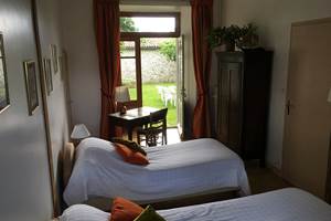 Chambre à 2 lits, au rez-de-chaussée