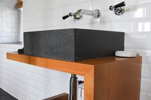 #ClosSaintJoseph_MeubleDeSalleDeBain_Disigne_Artisanal