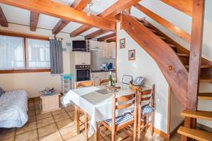 Pièce principale du pavillon Muscat (coin repas)