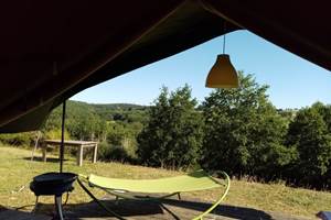 camping-la-perle-creuse-tente-safari-terrasse