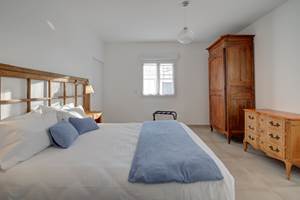 1 - La Suite du rdc et sa salle de bain privative - Domaine des Cyclamens