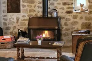Gîte n°19G4164 "La Cascade du Doustre" – MONTAIGNAC SUR DOUSTRE