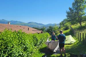 camping tante compostelle ostabat