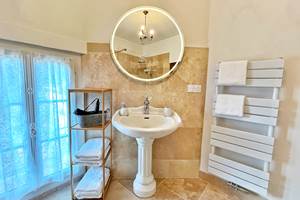 La Maison Voyage 41 - Lavabo SDB - Chambre Chateau