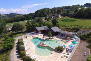 gite_domaine_le_chapelle_correze_piscine_tourisme_vincent_bouvier