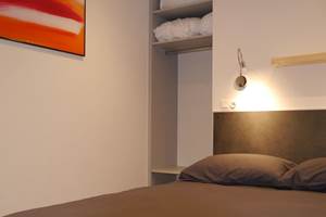 Chambre 2:  140 X190